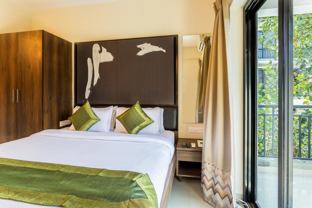 Treebo Trend Zeebo Suites アーポラ エクステリア 写真