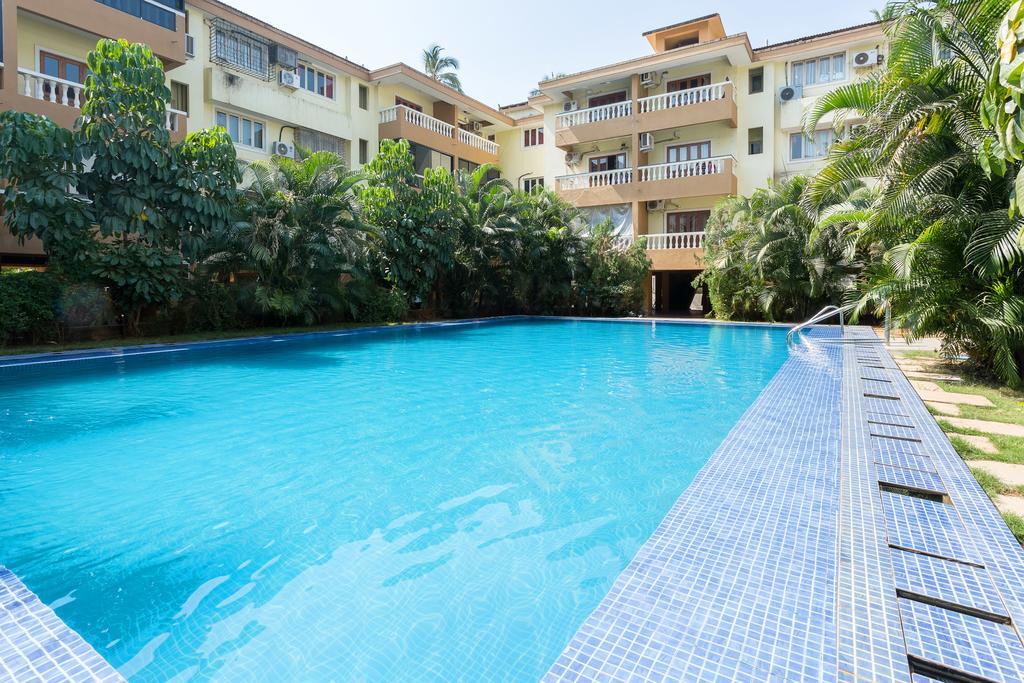 Treebo Trend Zeebo Suites アーポラ エクステリア 写真