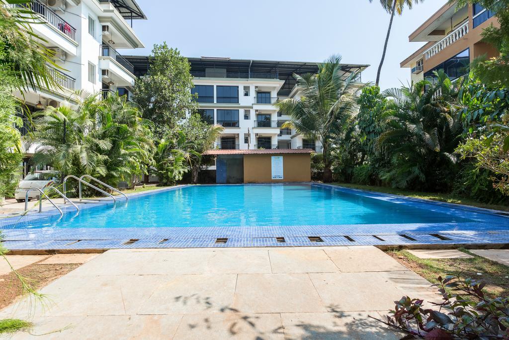 Treebo Trend Zeebo Suites アーポラ エクステリア 写真